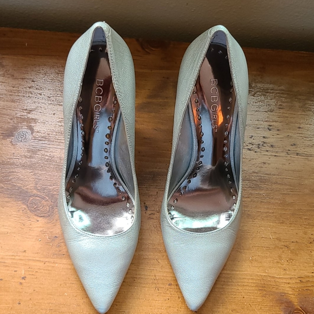 Silver pumps - Picture 2 of 8